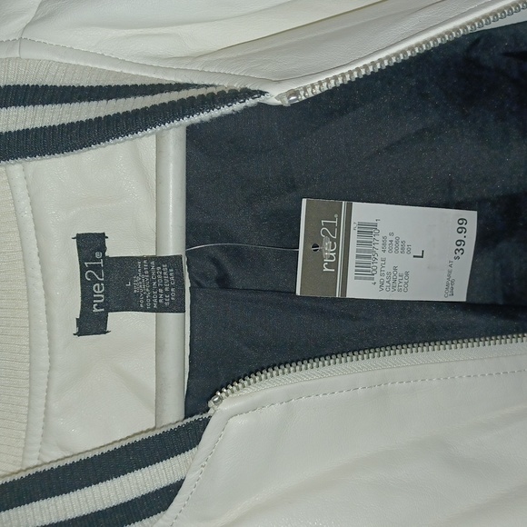 Women's Jacket - Picture 2 of 6